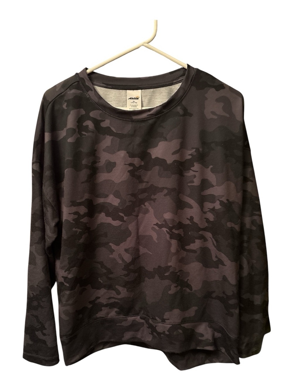 Avia Women's Black & Charcoal Camo Crewneck